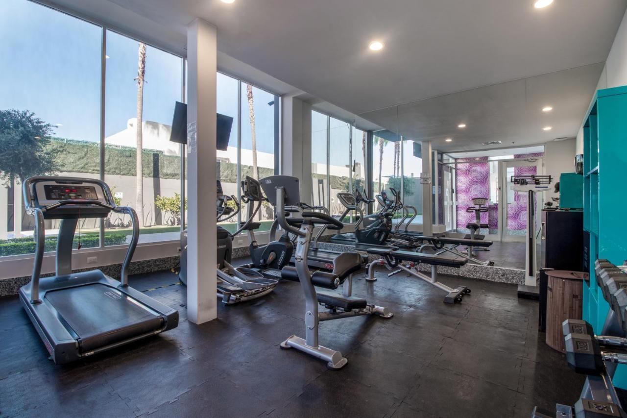 Holiday Inn Express Hotel & Suites Hermosillo By Ihg Buitenkant foto