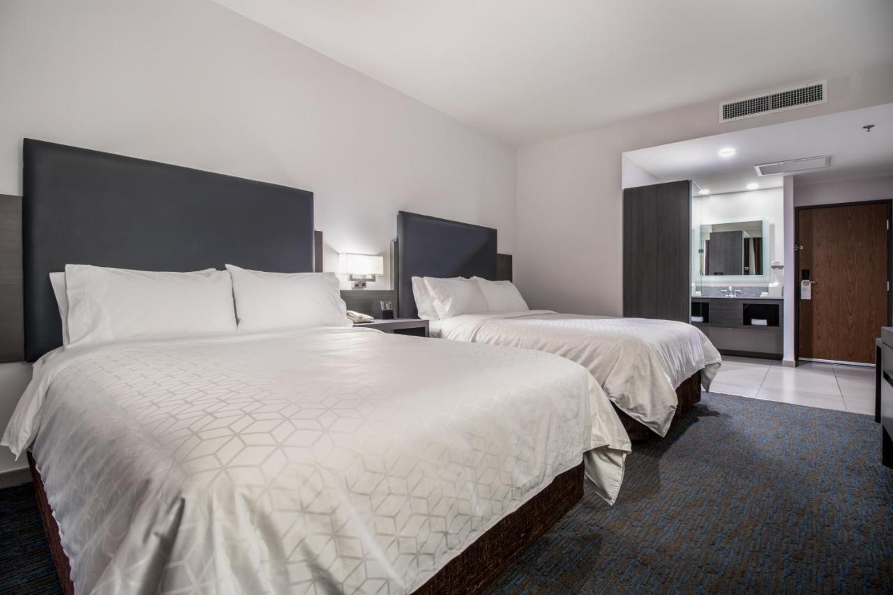 Holiday Inn Express Hotel & Suites Hermosillo By Ihg Buitenkant foto