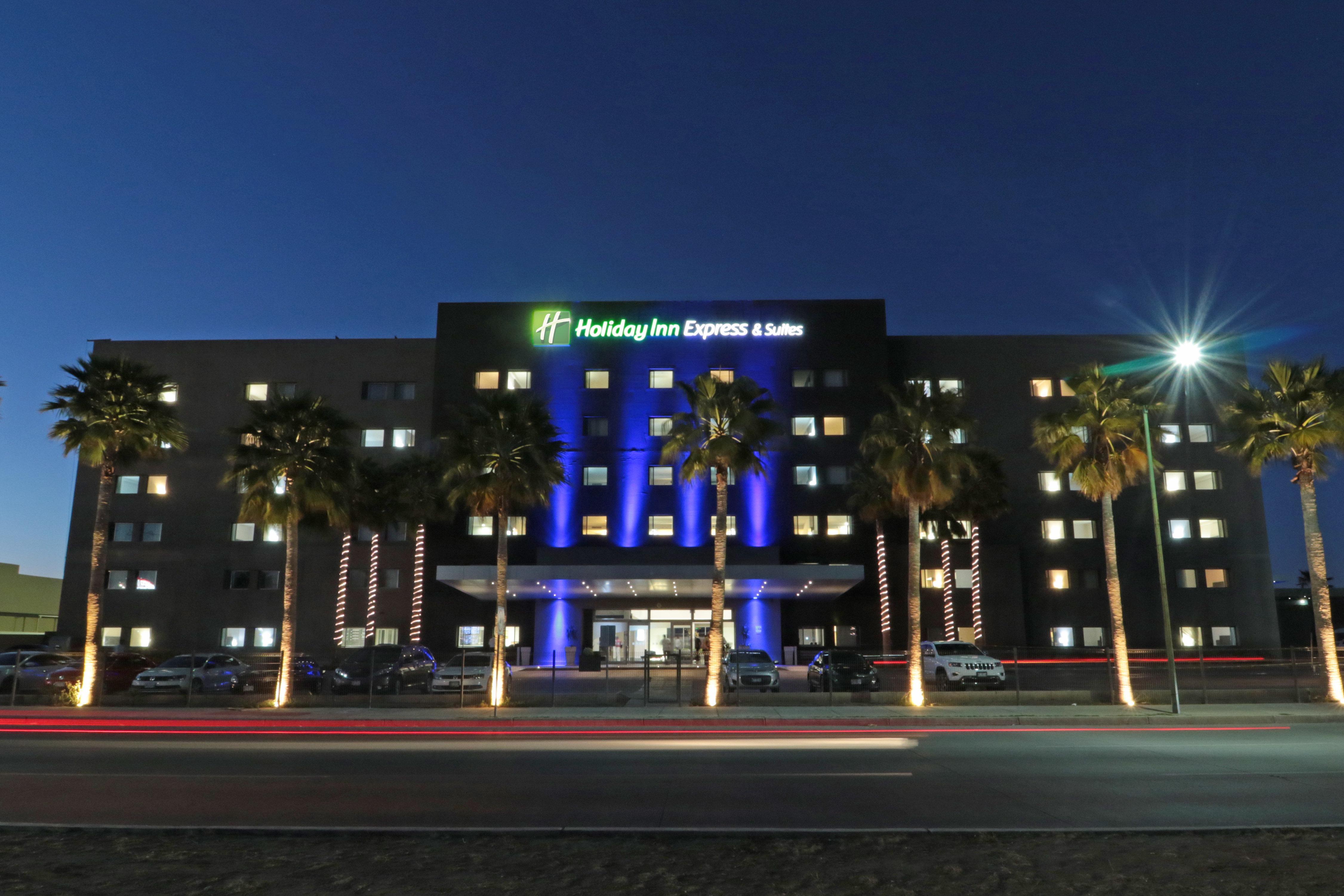 Holiday Inn Express Hotel & Suites Hermosillo By Ihg Buitenkant foto