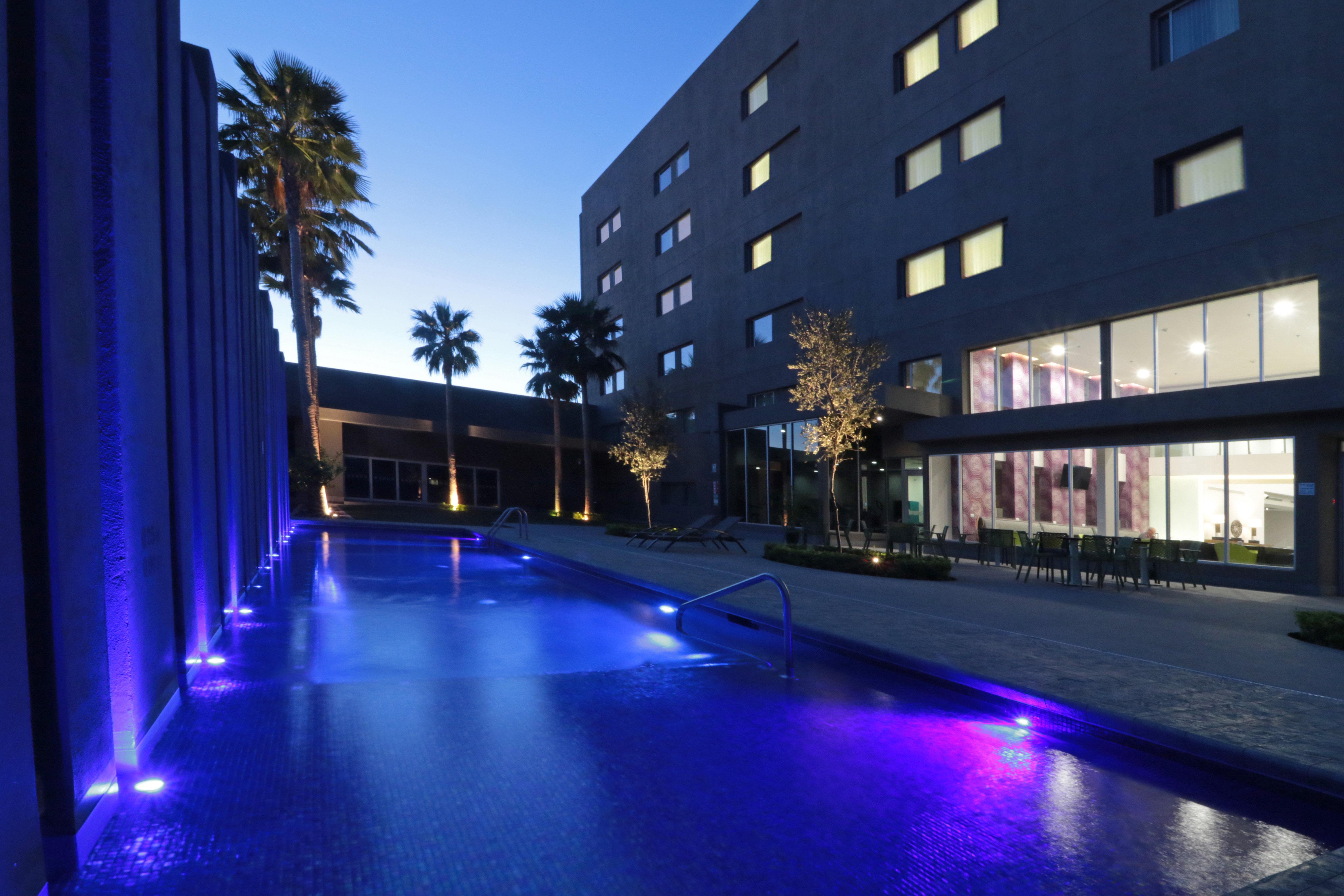 Holiday Inn Express Hotel & Suites Hermosillo By Ihg Buitenkant foto
